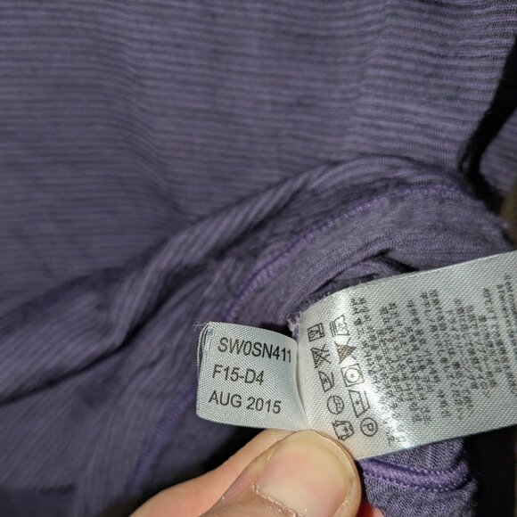 Smartwool Long Sleeve Light Shirt Womens Small Round Neck Purple Merino Wool - Picture 7 of 11